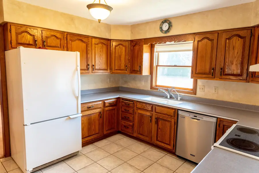 1216 Parkside Drive, Marshall, MN 56258 - #2