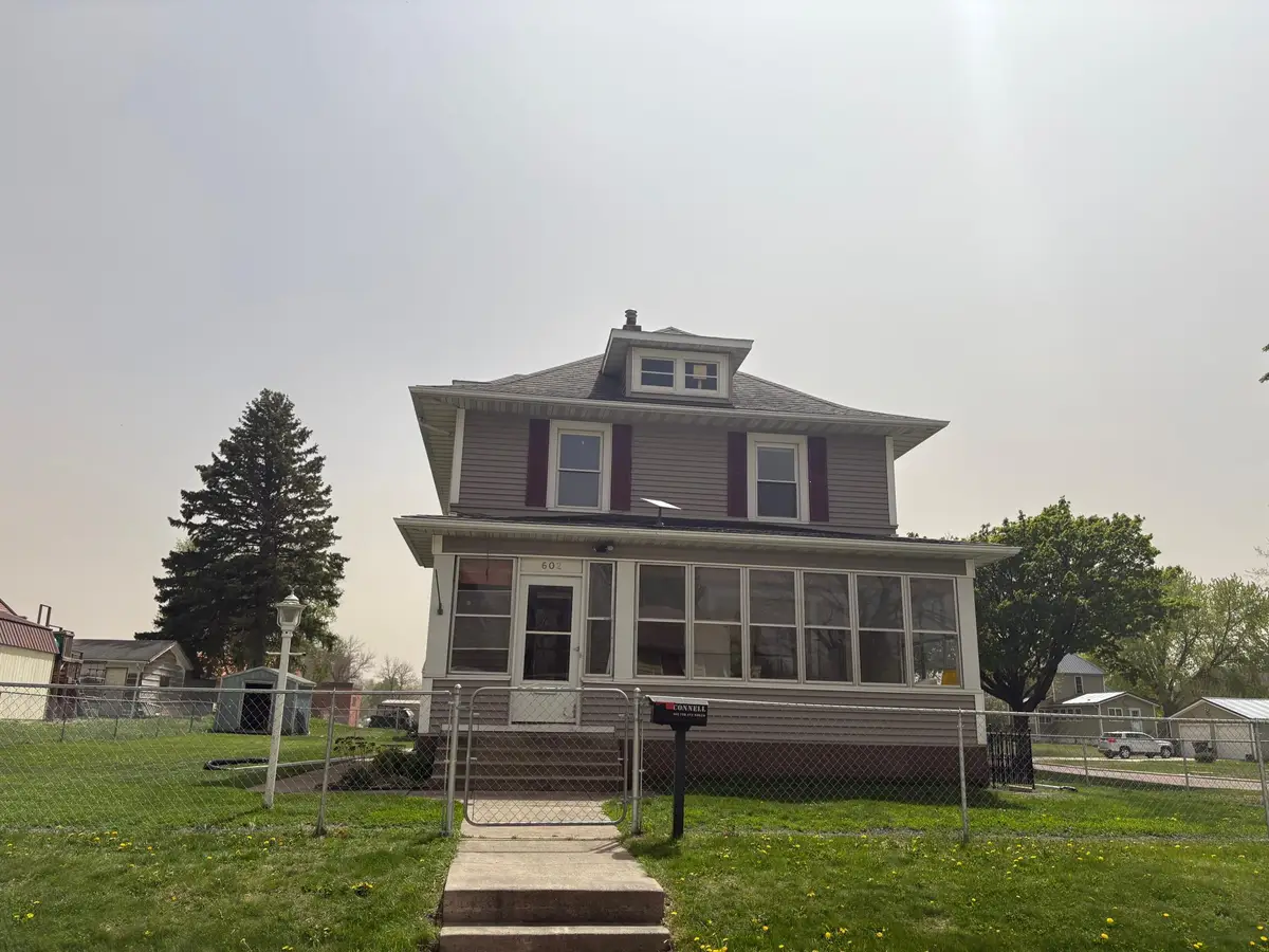 602 7th Avenue N, Saint James, MN 56081 - #1