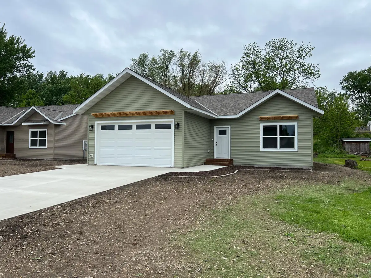 820 Spark Avenue, Albert Lea, MN 56007 - #1