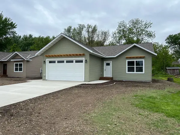 820 Spark Avenue, Albert Lea, MN 56007