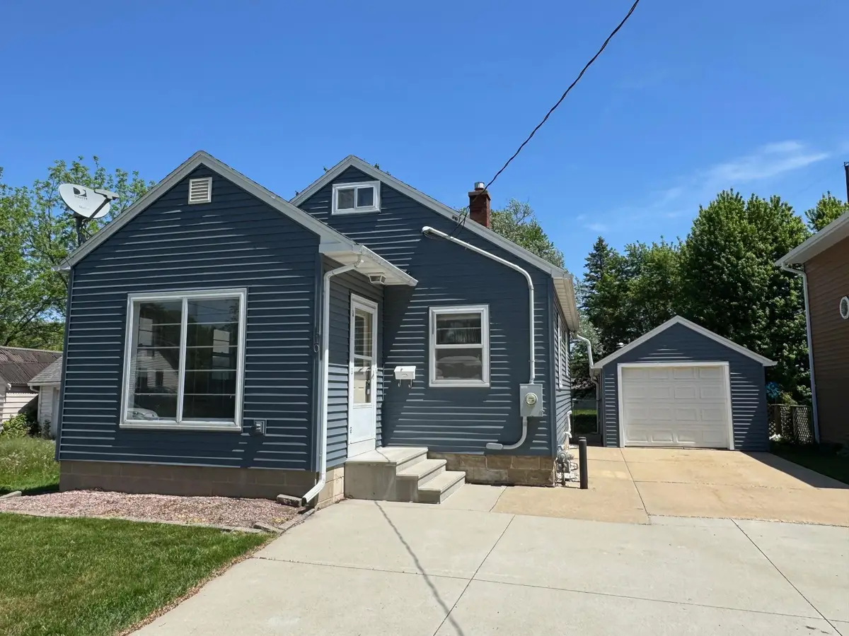110 14th Avenue Ne, Rochester, MN 55906 - #1