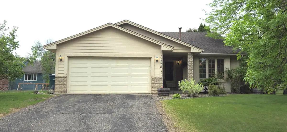 11775 Kerry Street Nw, Coon Rapids, MN 55433 - #1