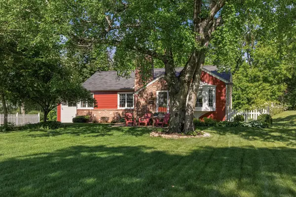 1068 Summit Avenue, South Saint Paul, MN 55075