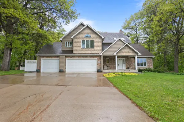 850 Meadowlawn Court, Sartell, MN 56377