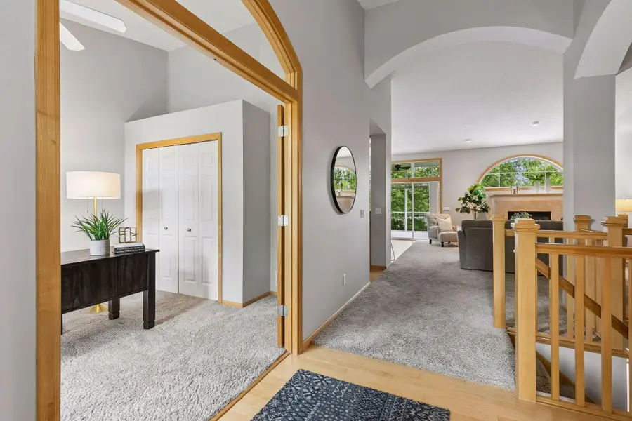 14537 Hunters Lane, Savage, MN 55378 - #2