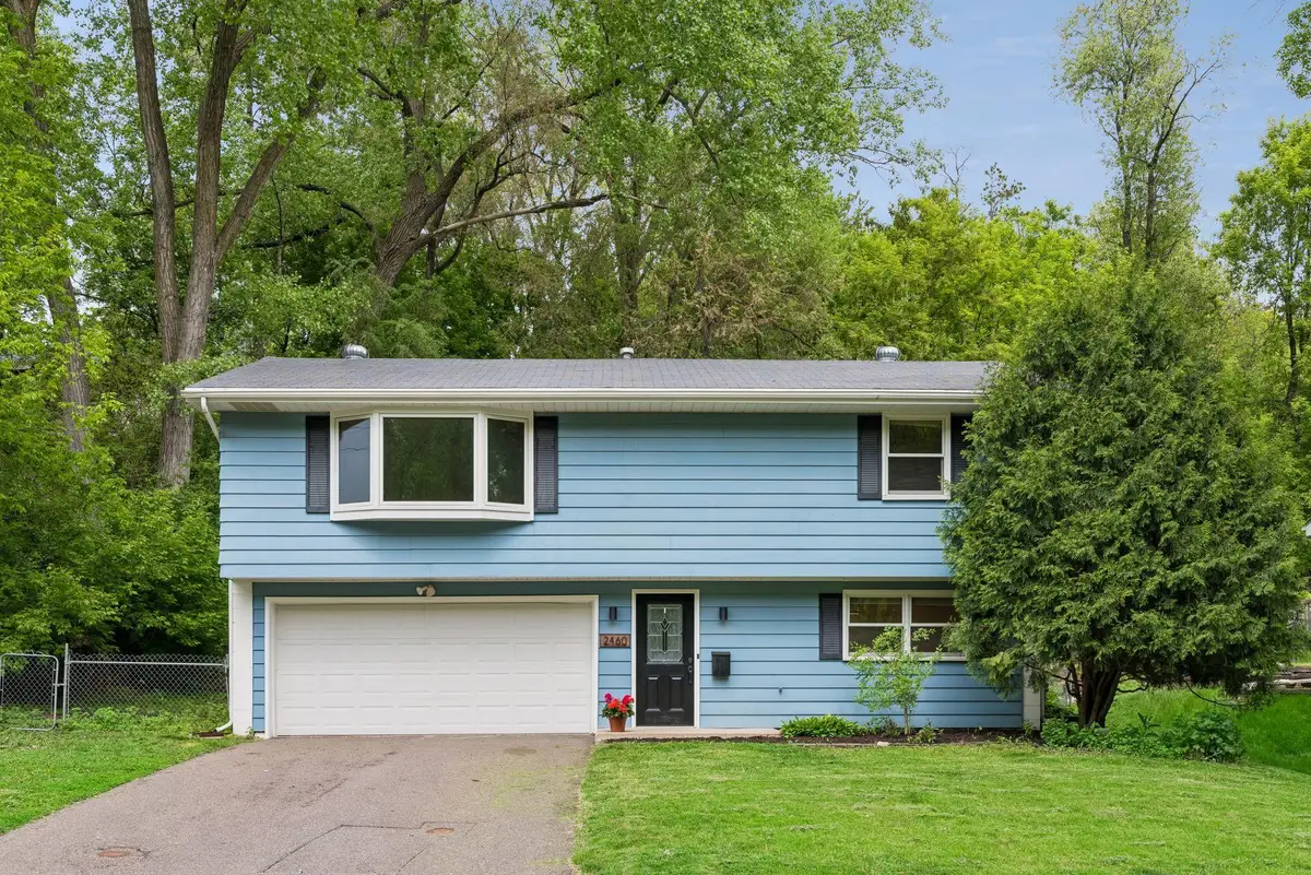 2460 Kewanee Way, Golden Valley, MN 55422 - #1