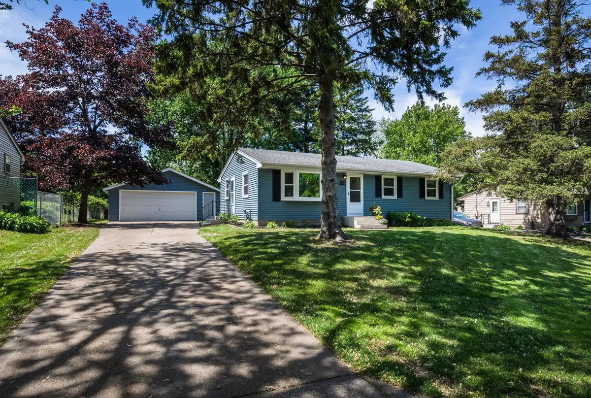 616 Esther Lane, Woodbury, MN 55125 - #1