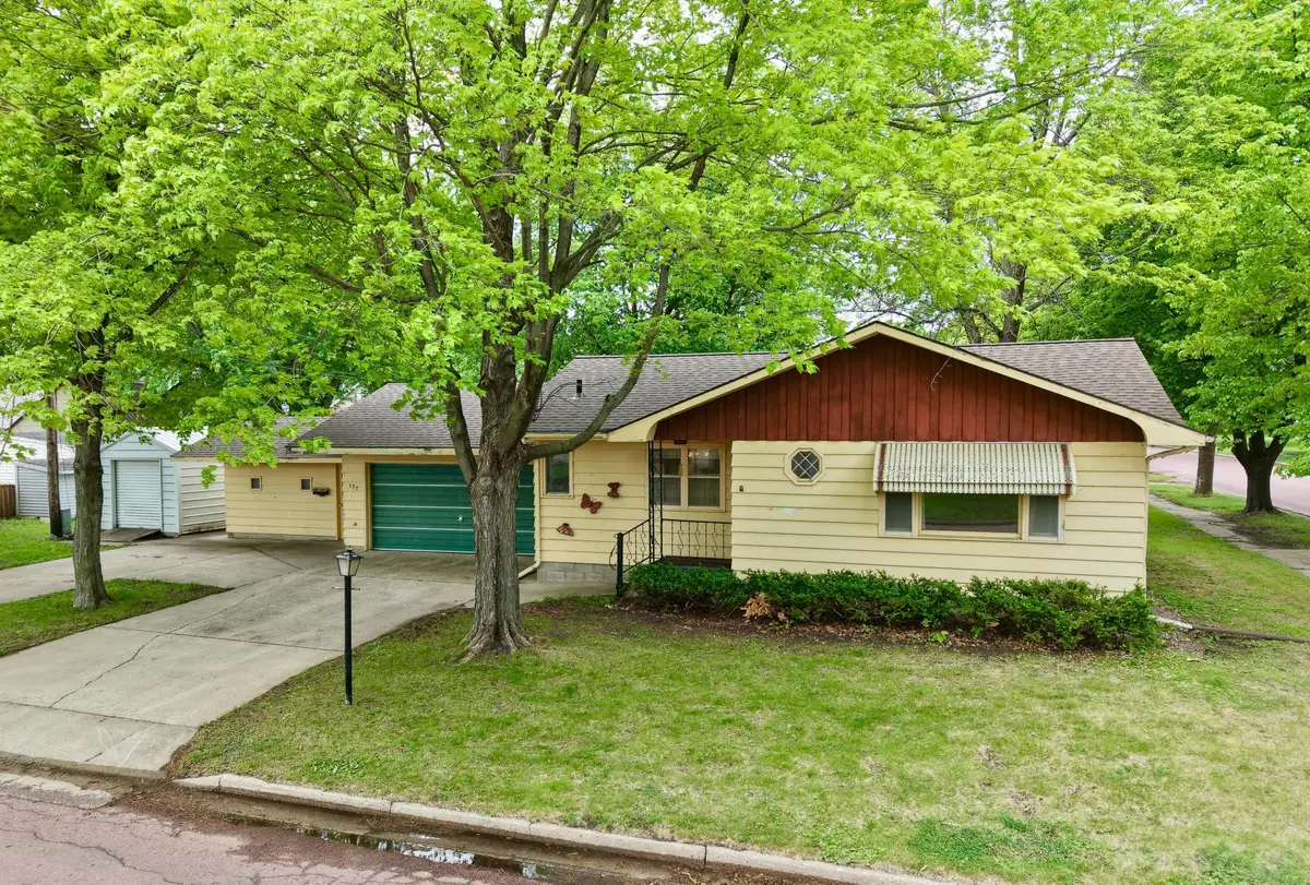 137 2nd Street E, Tracy, MN 56175 - #1