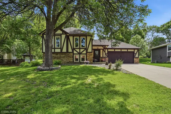 7024 Polaris Lane N, Maple Grove, MN 55311