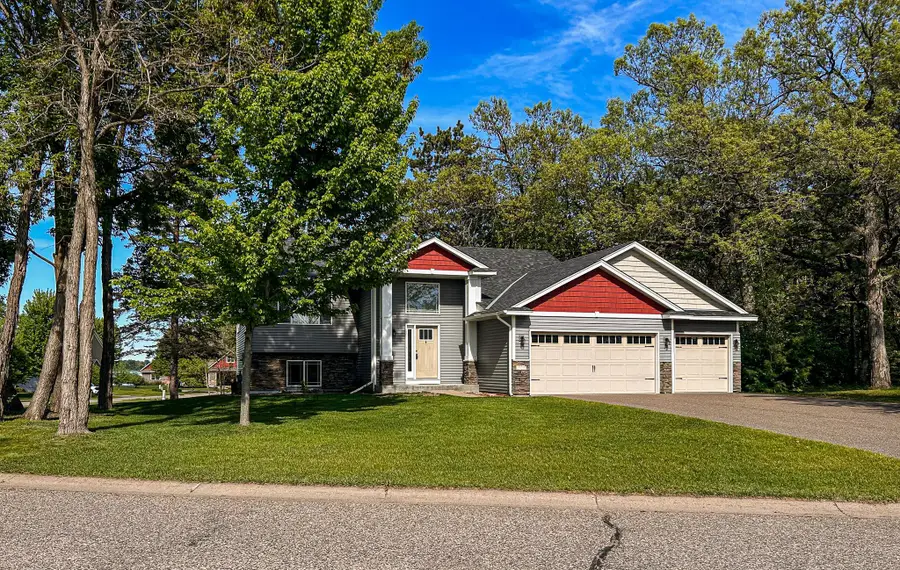 21215 Old Lake George Boulevard Nw, Oak Grove, MN 55303 - #2