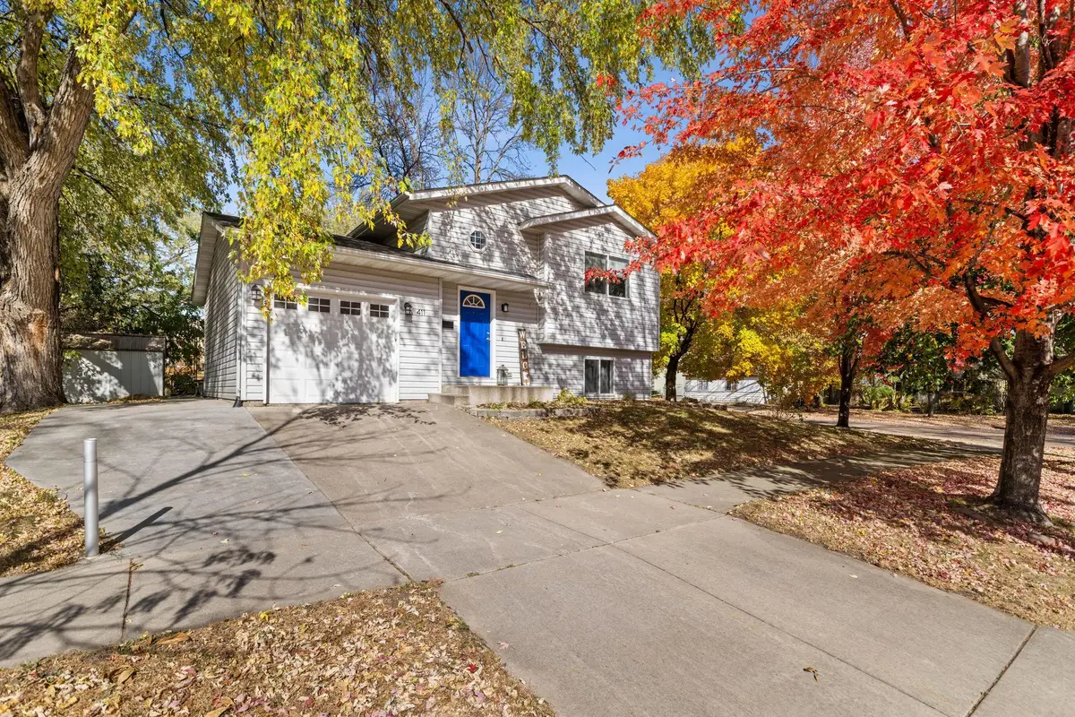 411 E 1st Street, Chaska, MN 55318 - #1