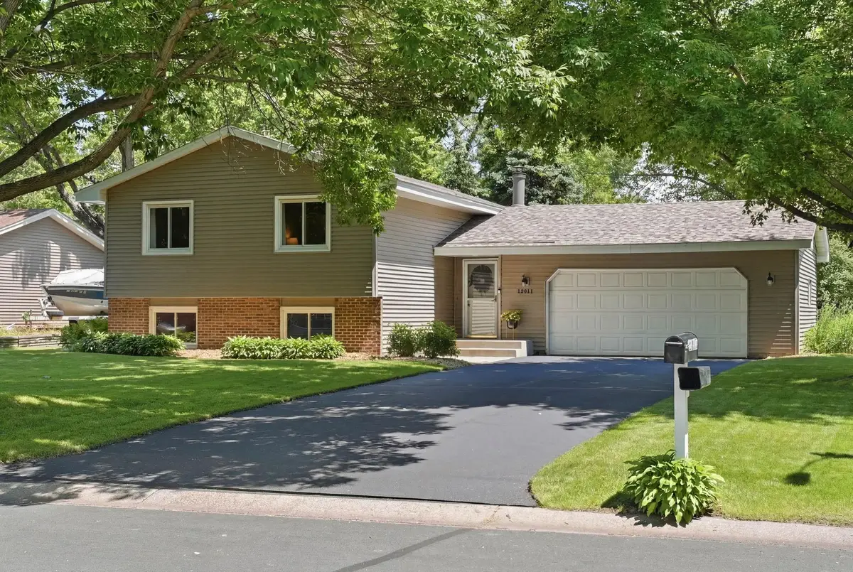 12011 Cree Street Nw, Coon Rapids, MN 55433 - #1