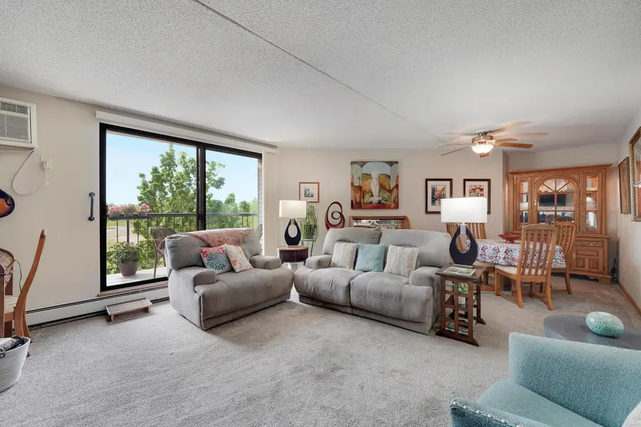 2601 Kenzie Terrace #318, Saint Anthony, MN 55418 - #3