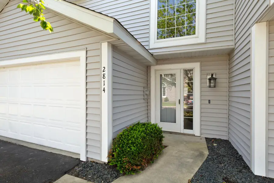 2814 Riverwood Lane Nw, Rochester, MN 55901 - #2