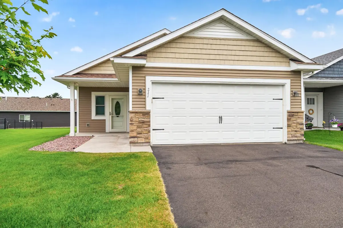 211 8th Avenue Ne, Isanti, MN 55040 - #1