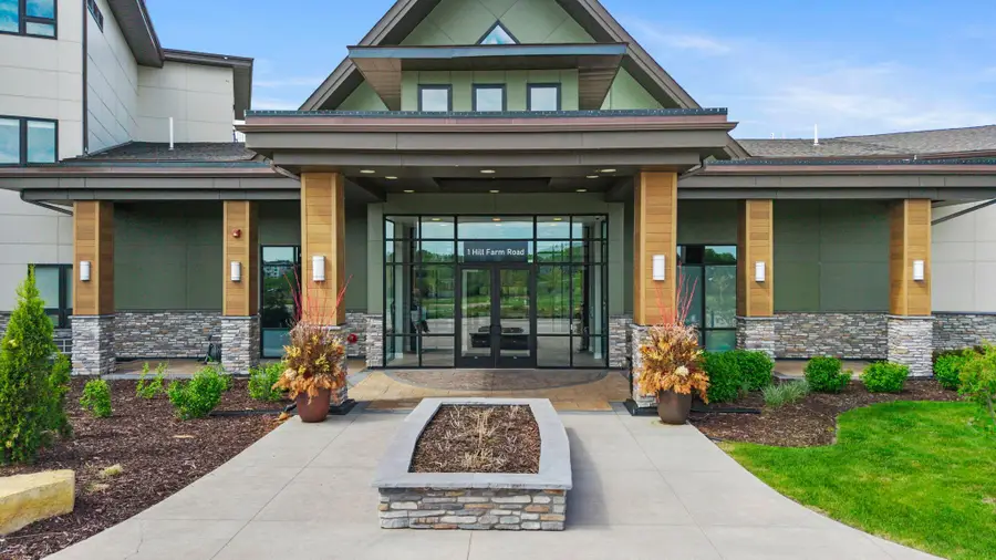 1 Hill Farm Road #101, North Oaks, MN 55127 - #3