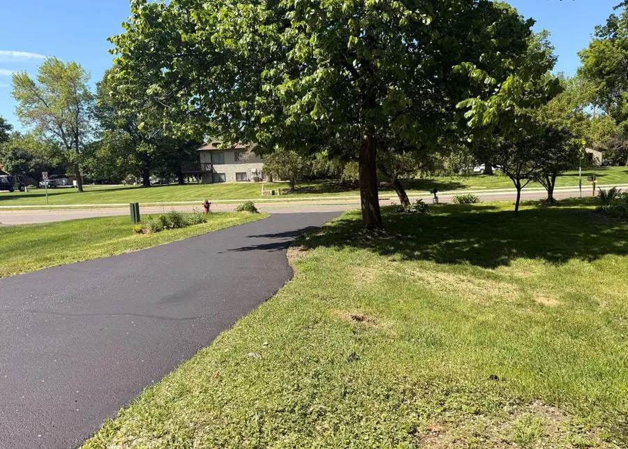 75 5th Street Nw, Elk River, MN 55330 - #3