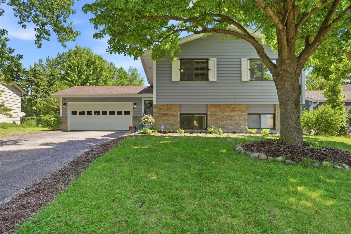 14319 Shore Lane Ne, Prior Lake, MN 55372 - #1