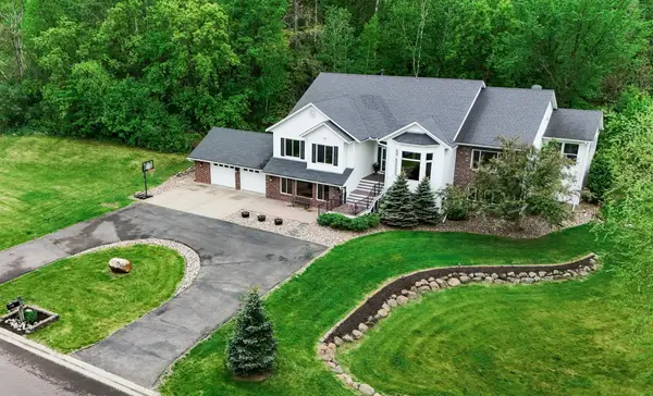 9655 Barton Trail, Inver Grove Heights, MN 55077