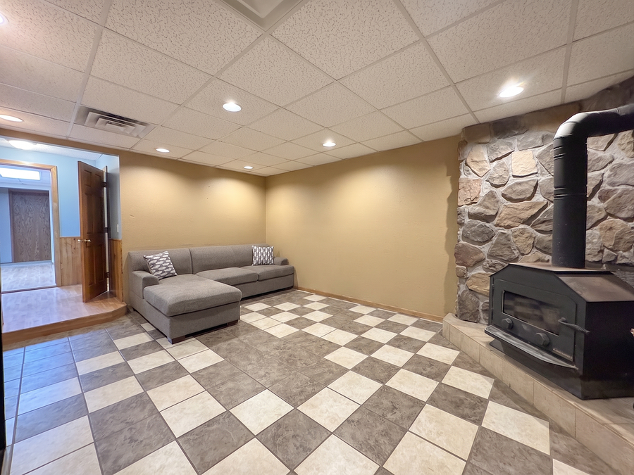 110 Velkommen Street Ne, Staples, MN 56479 - #3