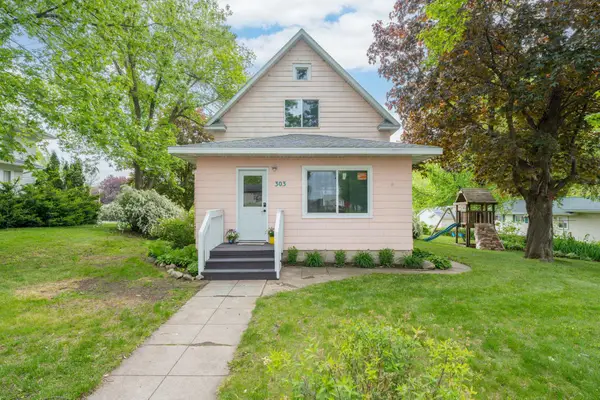 303 Broadway, Hanska, MN 56041