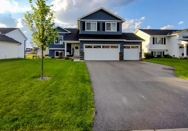 1622 Oak Ridge Street, Hanover, MN 55341