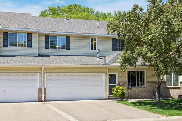 3200 Juniper Circle #C, Woodbury, MN 55125