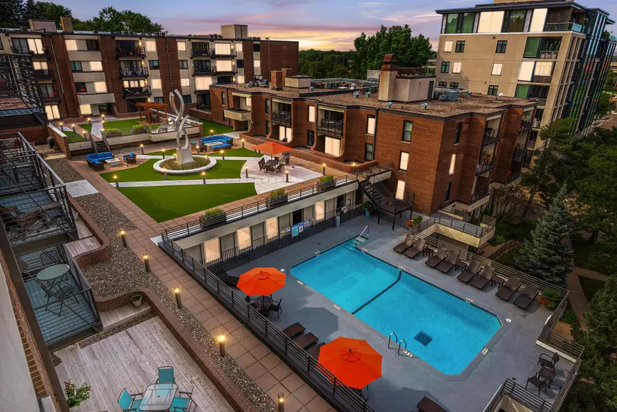 52 Groveland Terrace #A302, Minneapolis, MN 55403 - #2