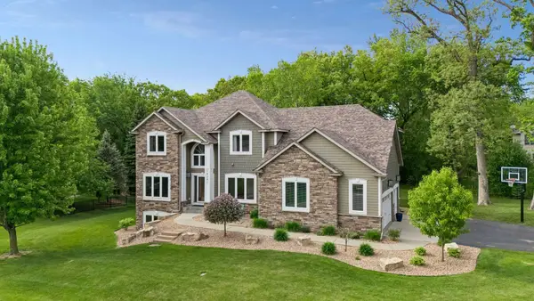 18291 Jacquard Path, Lakeville, MN 55044