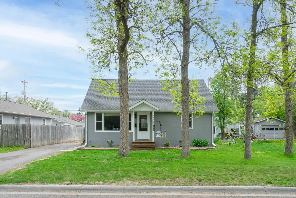 920 11th Avenue Ne, Brainerd, MN 56401 - #1