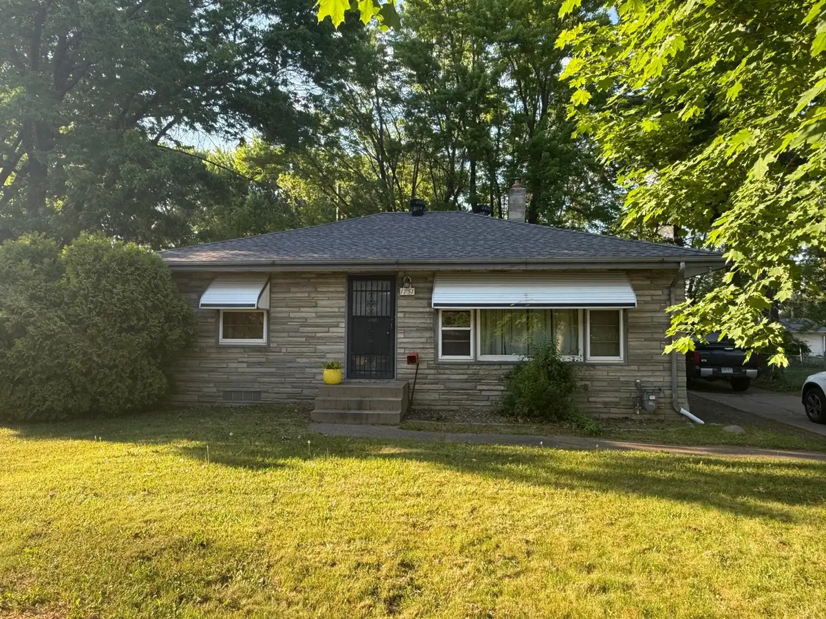 1751 Larpenteur Avenue E, Maplewood, MN 55109 - #1