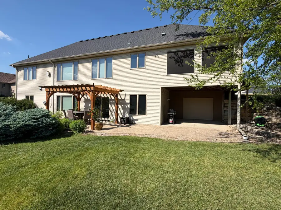 1900 Scenic Point Lane Sw, Rochester, MN 55902 - #3