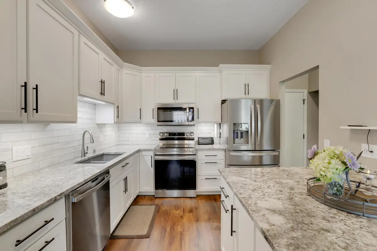 881 Kimberly Lane, Chanhassen, MN 55317 - #1