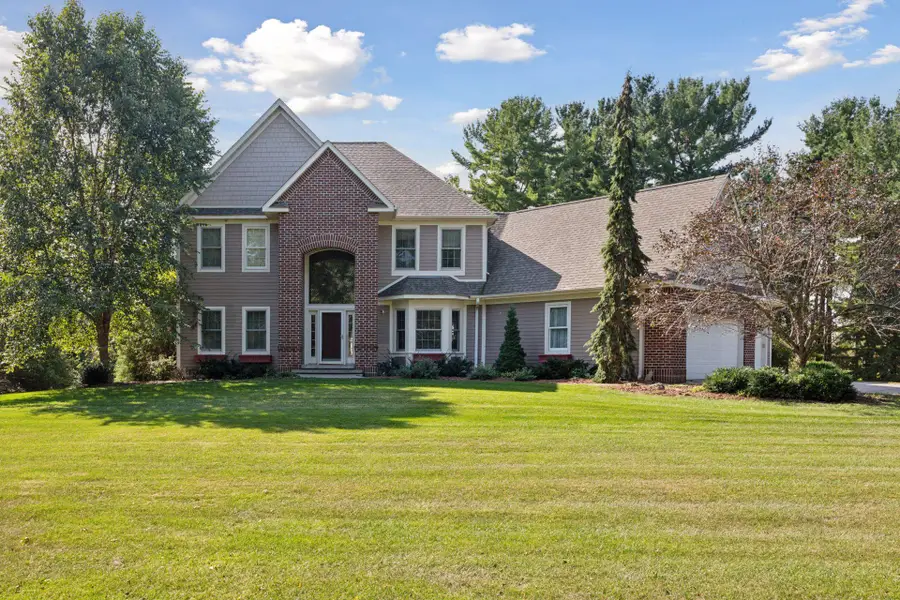 323 Saint Annes Parkway, Hudson, WI 54016 - #2