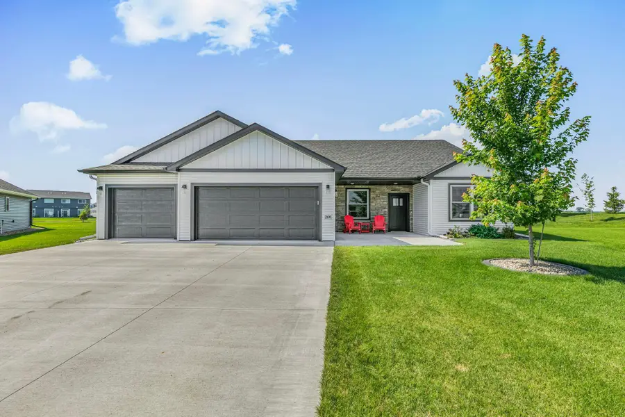 2108 Lindas Court, Sartell, MN 56377 - #2