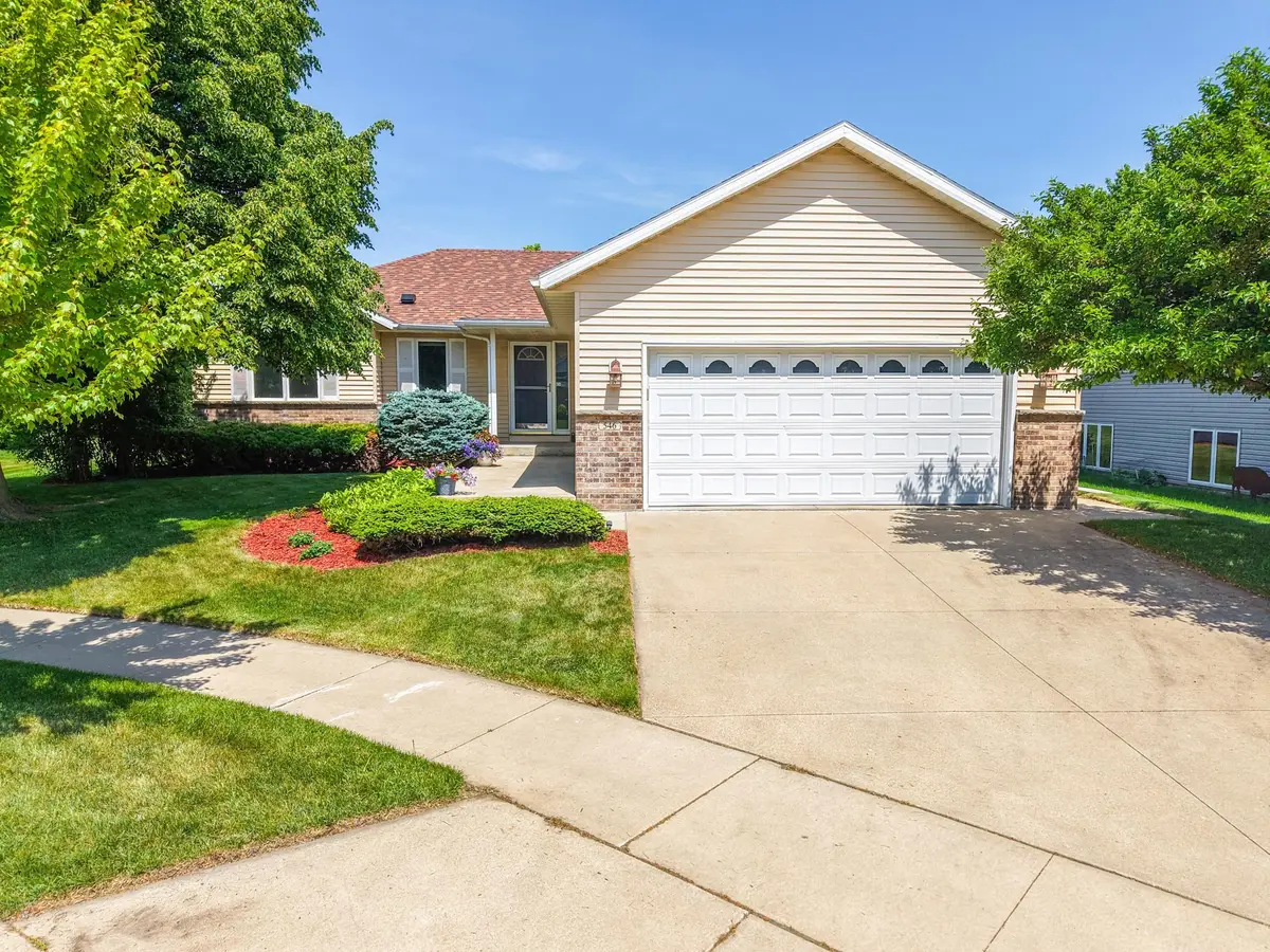546 Lake Crest Lane Nw, Rochester, MN 55901 - #1