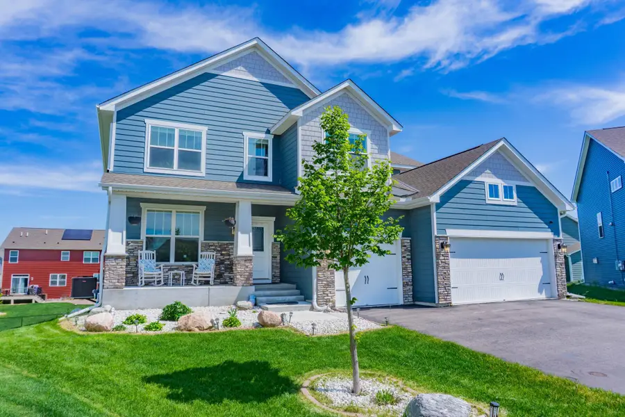 1407 Ironwood Court, Carver, MN 55315 - #2