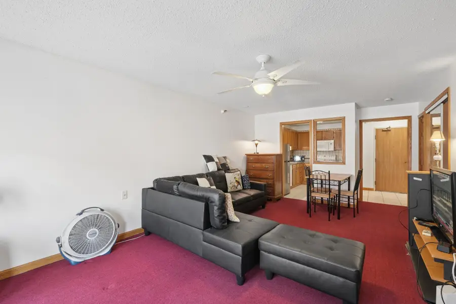 500 County Road B W #111, Roseville, MN 55113 - #3