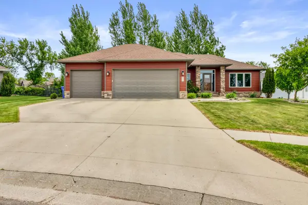 5831 Autumn Drive S, Fargo, ND 58104