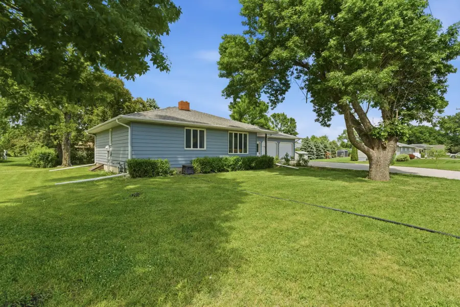 606 3rd Avenue S, Raymond, MN 56282 - #2