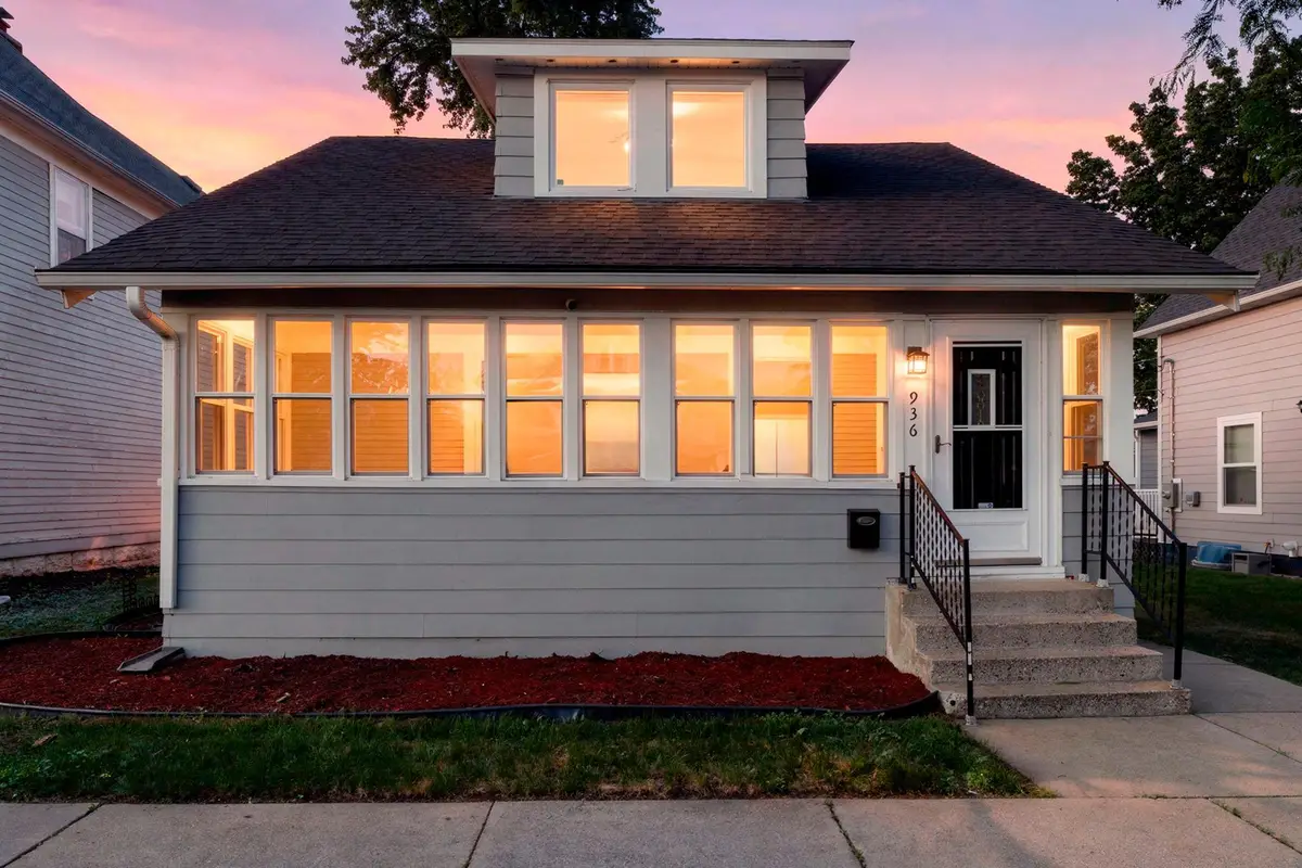 936 Sherburne Avenue, Saint Paul, MN 55104 - #1