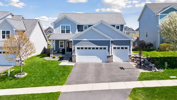 9091 River Rock Drive N, Chanhassen, MN 55317