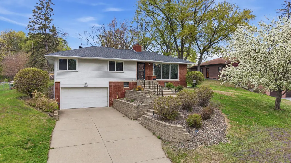 6316 40th Avenue N, Crystal, MN 55427 - #1