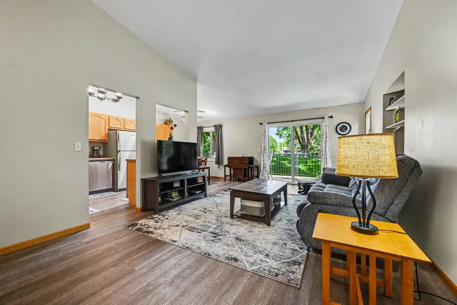 4376 Arden View Court, Arden Hills, MN 55112 - #2