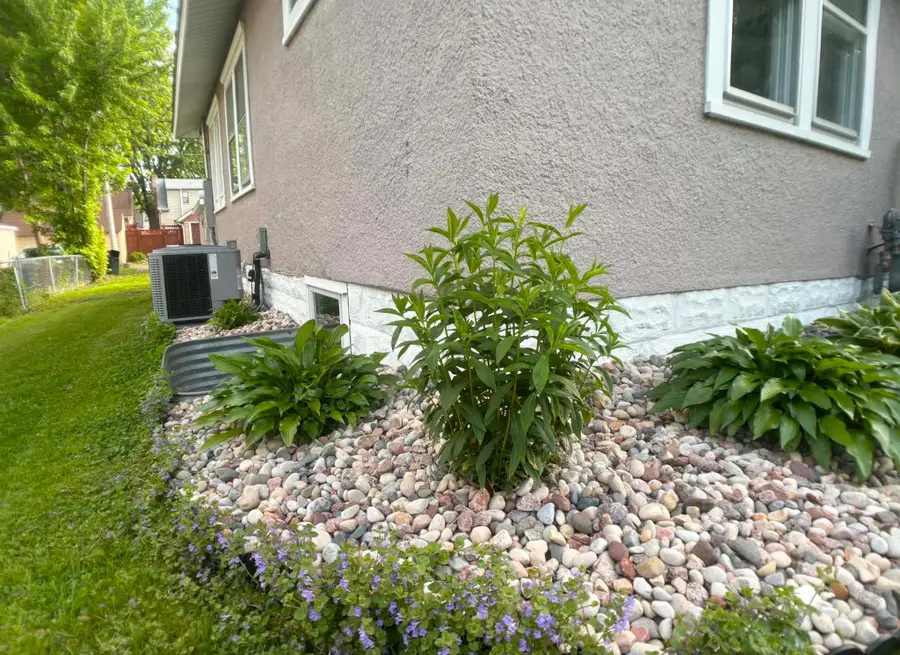 1170 Minnehaha Avenue W, Saint Paul, MN 55104 - #3