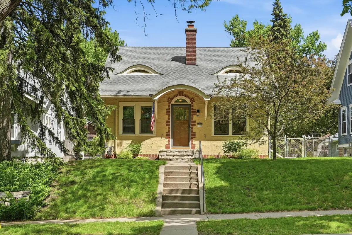 2023 Princeton Avenue, Saint Paul, MN 55105 - #1