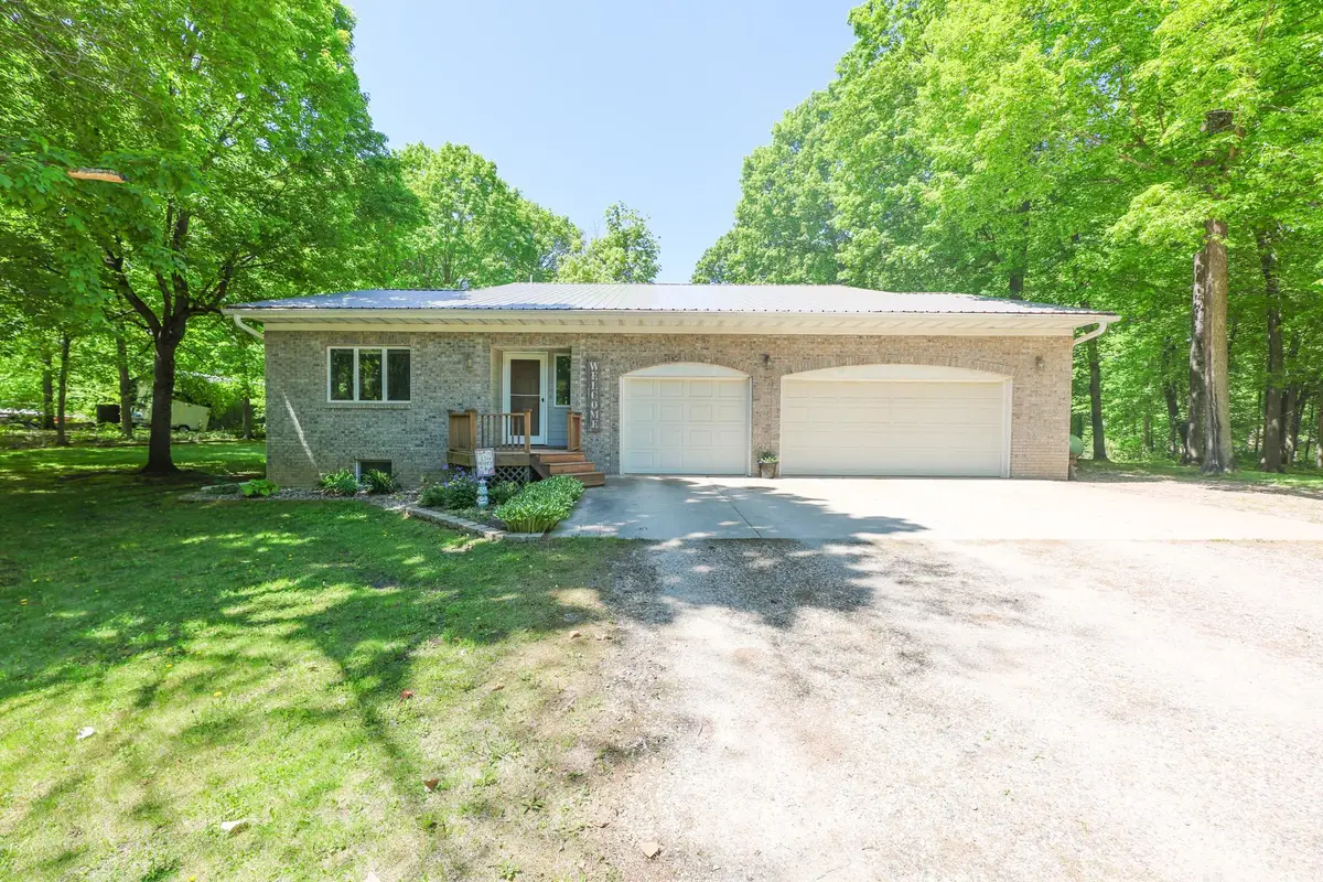 6042 Maple Lane Ne, Alexandria, MN 56308 - #1