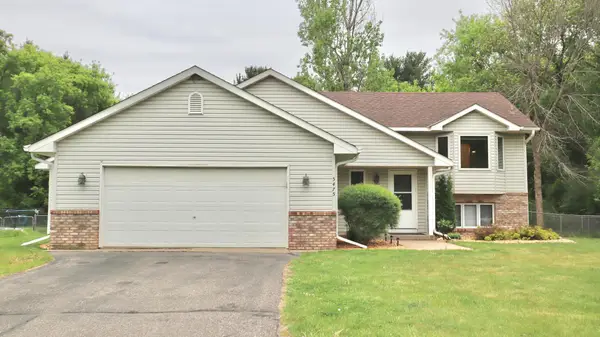 5475 273rd Street, Wyoming, MN 55092