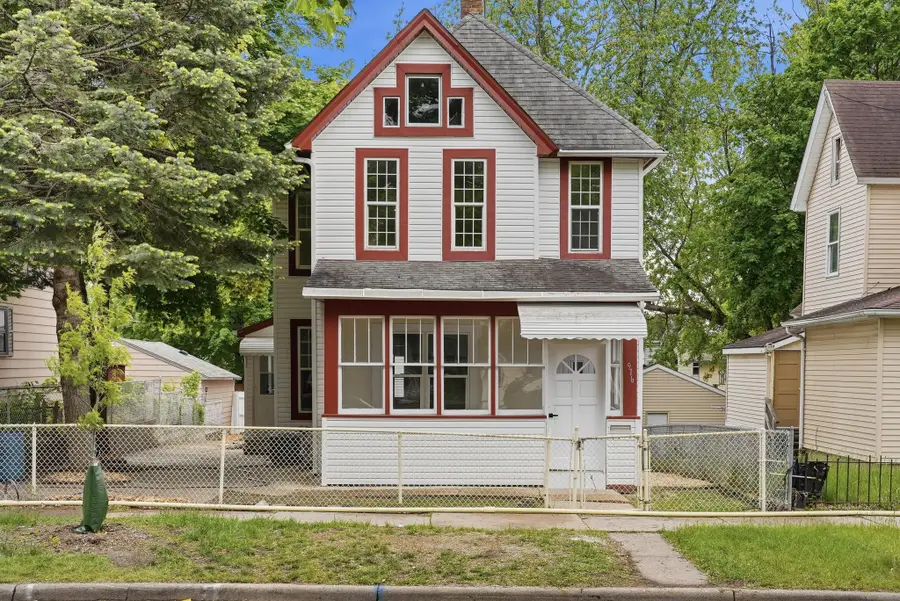 916 Magnolia Avenue E, Saint Paul, MN 55106 - #2