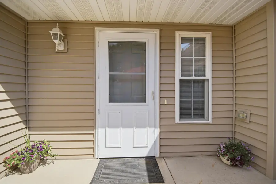 1906 Oak Tree Lane #D, Austin, MN 55912 - #2